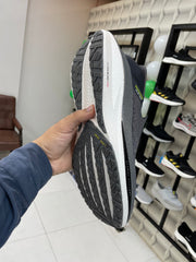 GO RUN Alpha HYPER Burst Pro 3833 – Premium Running Shoes with Goodyear Sole & Carbon Infused Performance