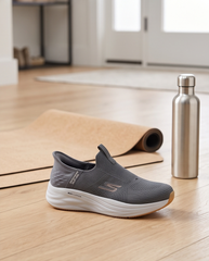 Skechers SLIP-IN 8623 | Lightweight Memory Foam Slip-On