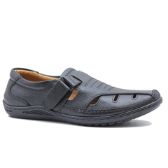 Clark's 2022 women's slip-on shoes with cushioned insoles for all-day comfort. Shop trendy and fashionable footwear at ShoeInn, Pakistan
