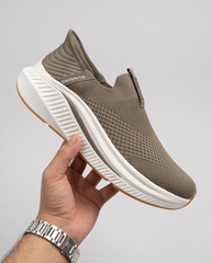 Skechers Hands-Free Slip-Ins 816 – Lightweight Walking & Daily Wear Shoes