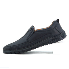 Clarks 109-10