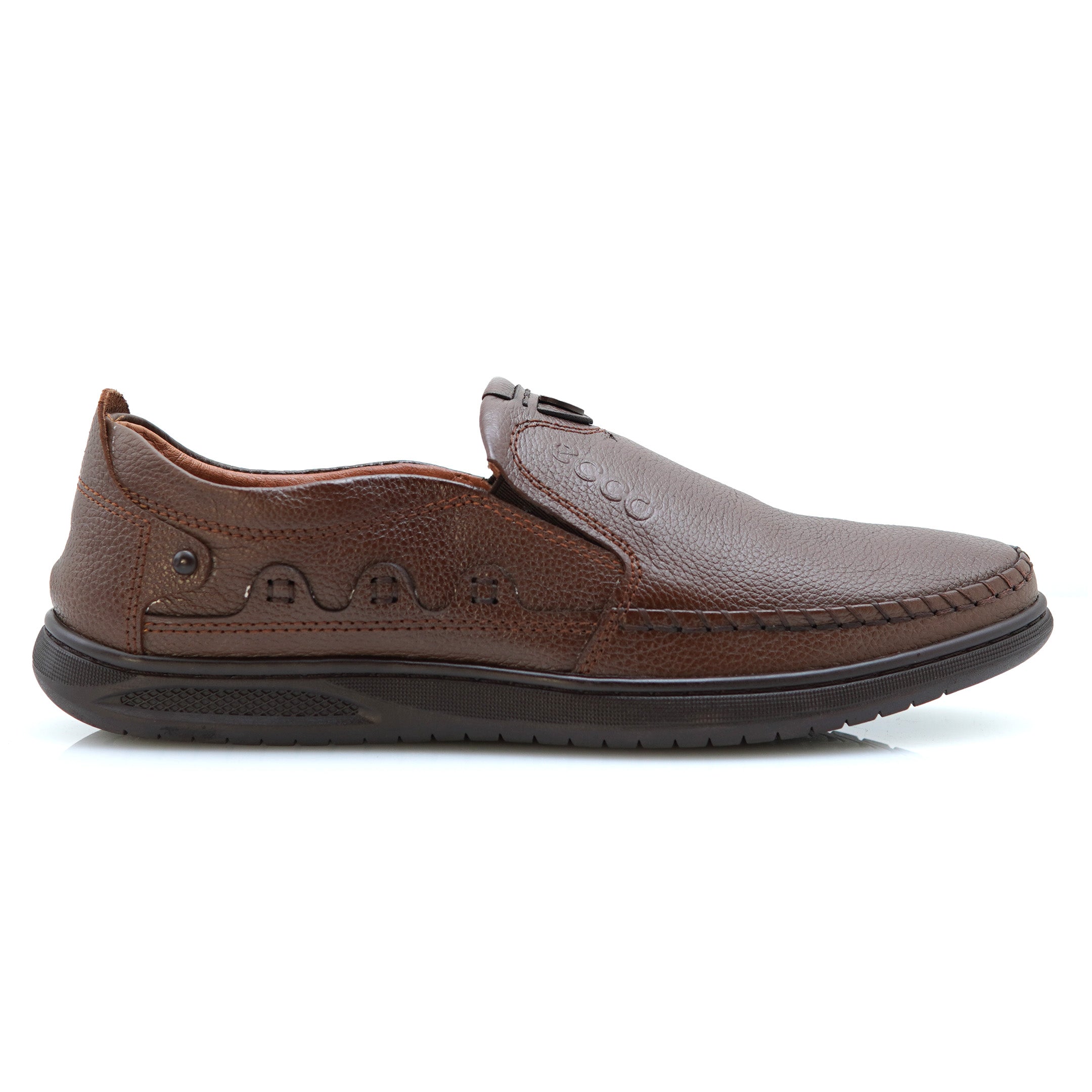 ECCO 21005 Men's Mustard Leather Shoes, combining high-quality leather with a durable non-slip sole for ultimate comfort and long-lasting wear.