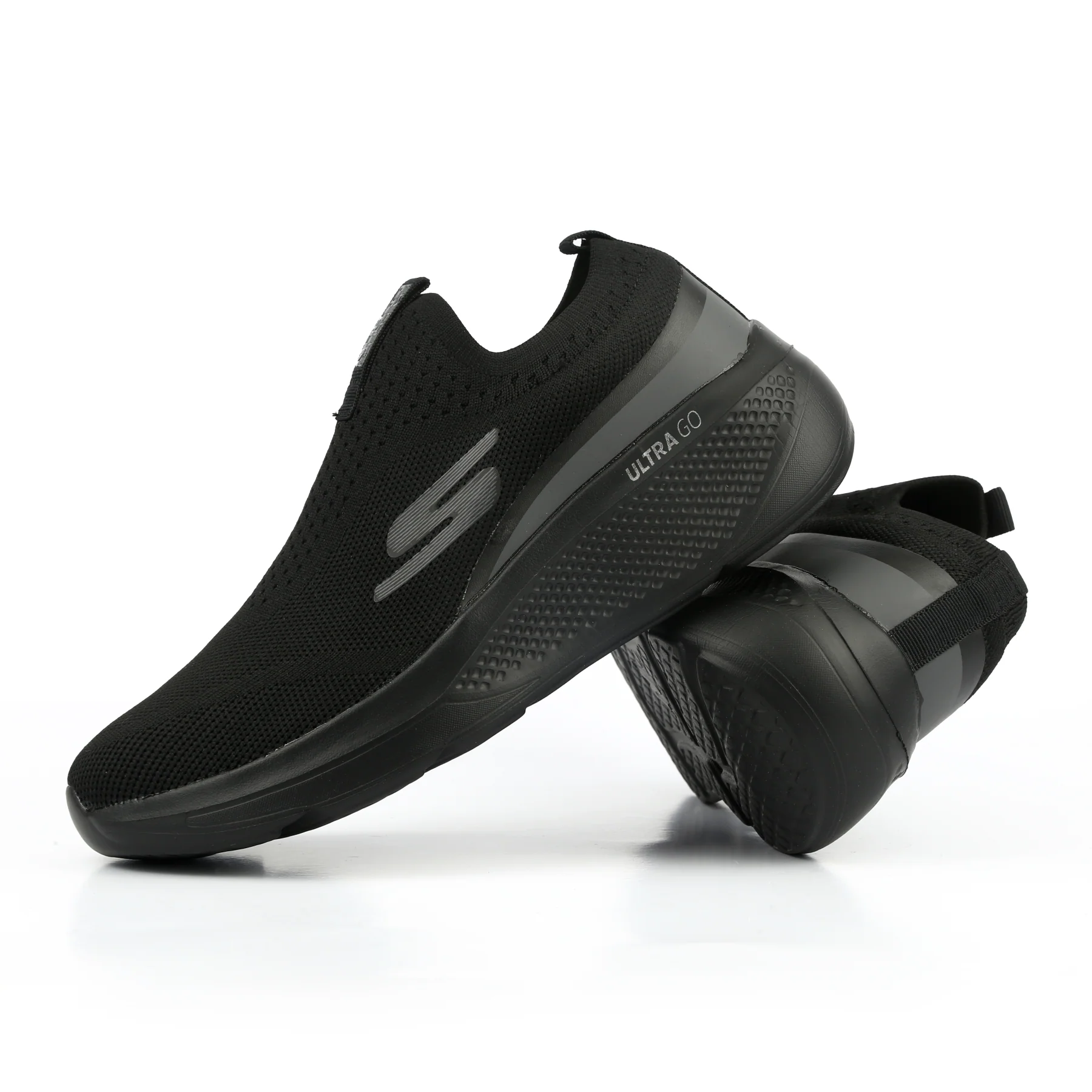 Versatile GOwalk 5™ Skechers ULTRA GO 8126 - Ideal for Active Lifestyles