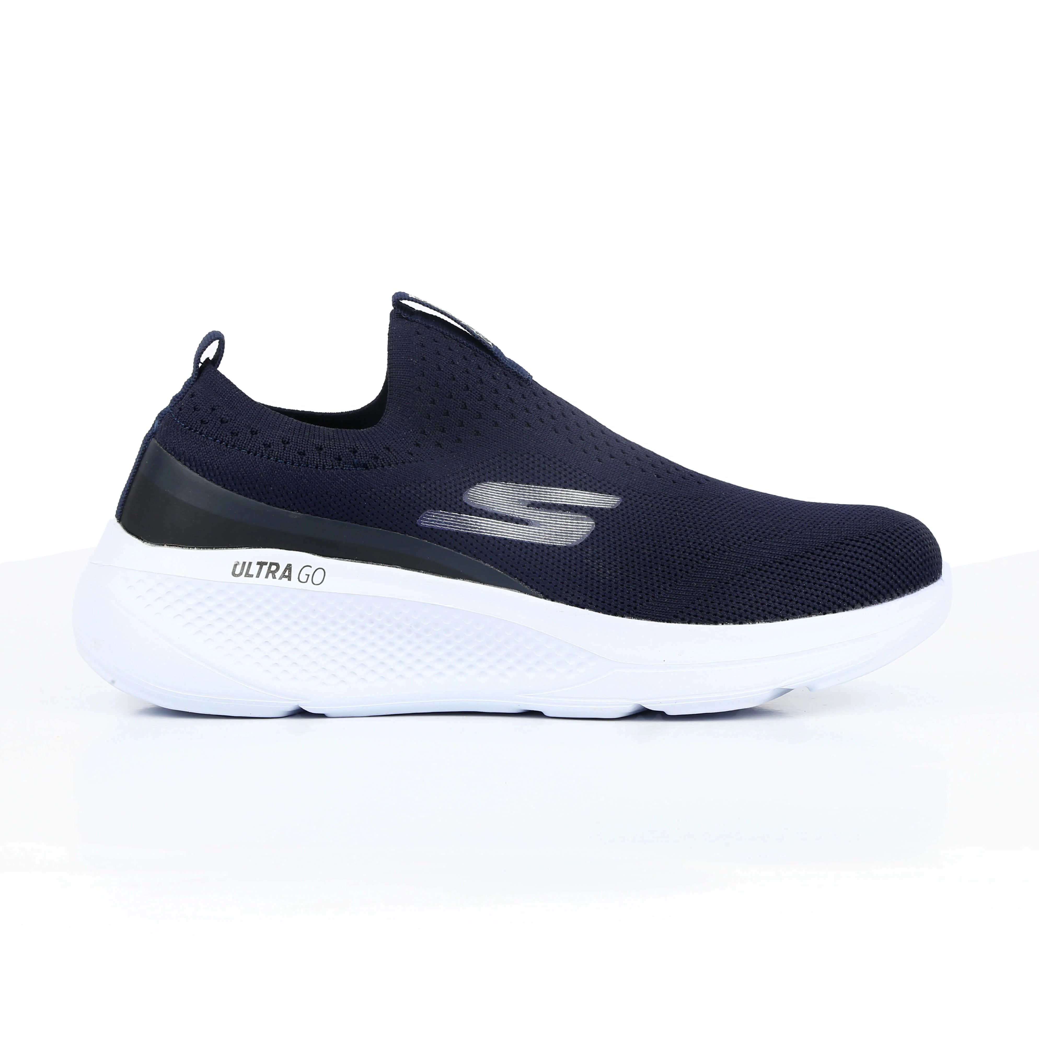 GOwalk 5™ Skechers ULTRA GO 8126 in Lightweight Materials - Comfortable and Stylish