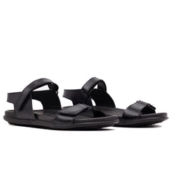 Shop Now our new medicated hajj and Umrah collection made with 100 % cow Leather 